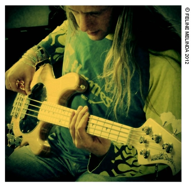 GSCHNELL - Bass Guitar Recording Sessions